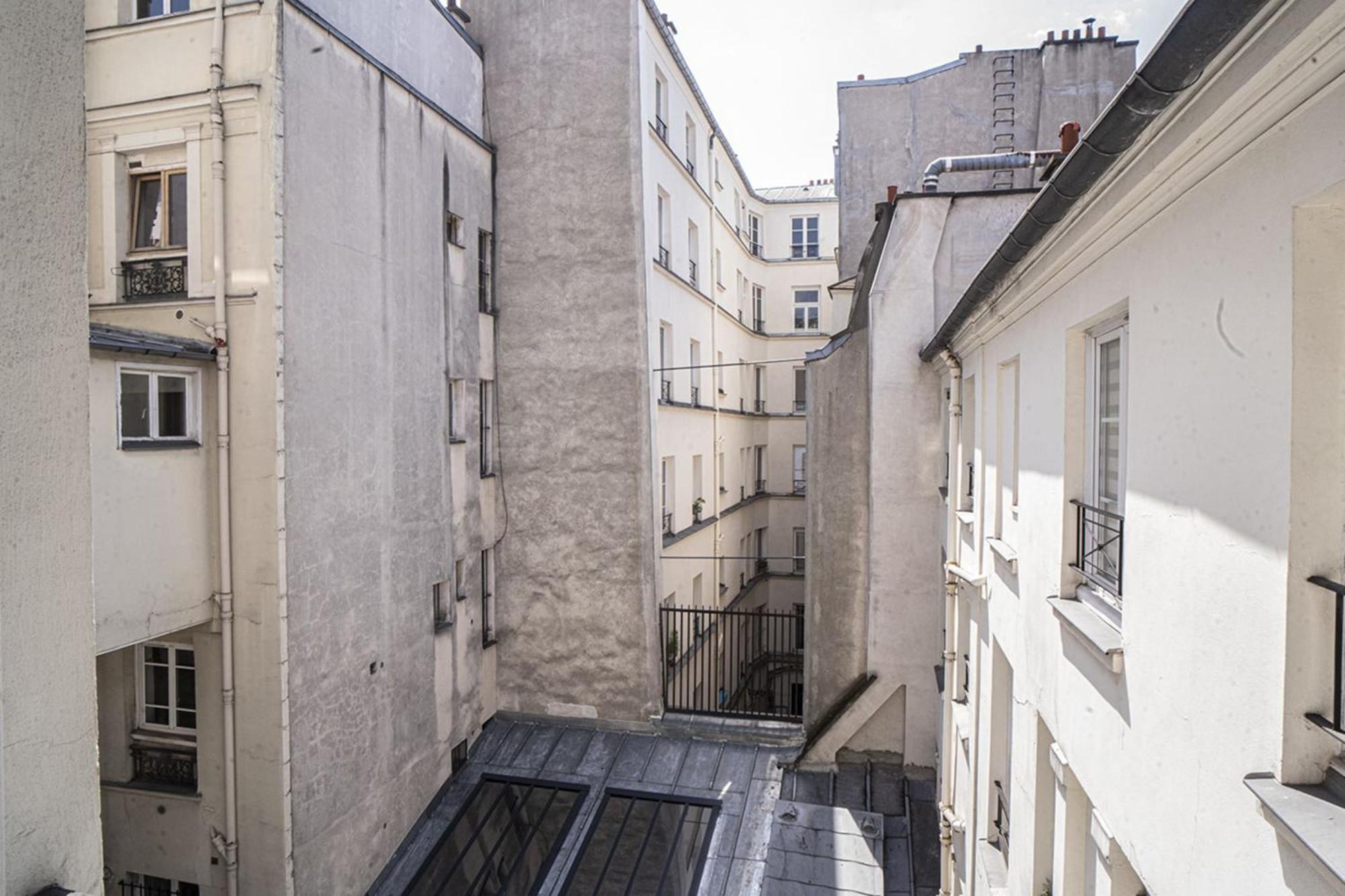 Appartement Comfortable And Bright 50 M In 10th *