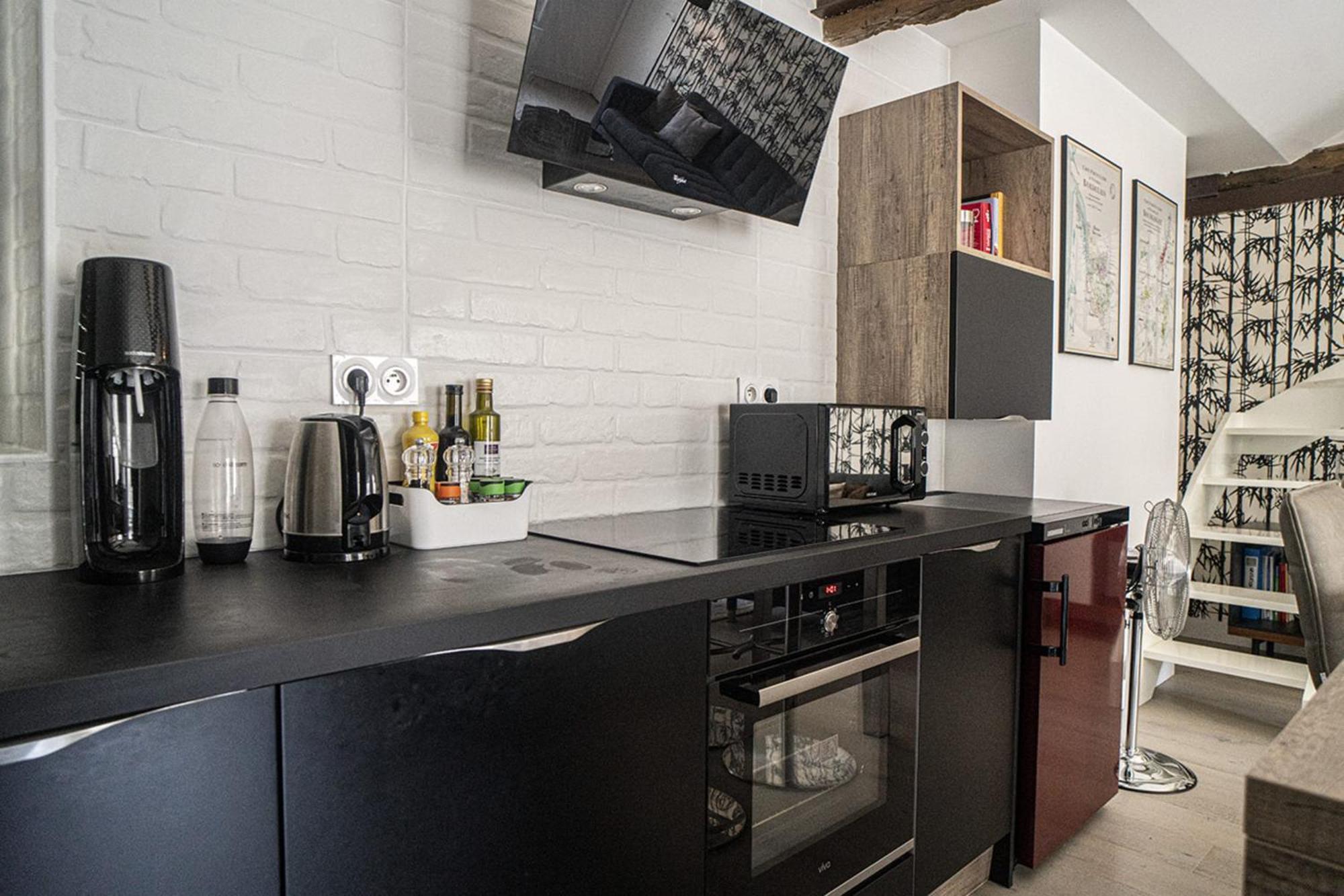 Appartement Comfortable And Bright 50 M In 10th *